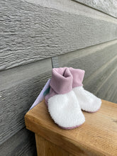 Load image into Gallery viewer, Baby Booties (slippers) - custom order