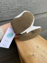 Load image into Gallery viewer, Baby Booties (slippers) - custom order