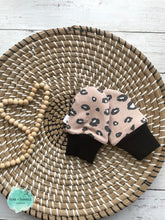 Load image into Gallery viewer, Lined Minky Mittens