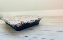 Load image into Gallery viewer, Custom Listing Casserole Cover 9x13 - Choose your fabric pattern