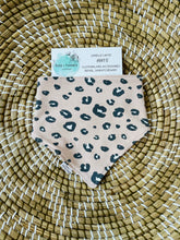 Load image into Gallery viewer, Bandana Bibs (Set of 3)