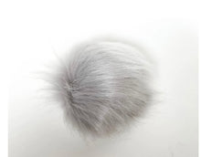 Load image into Gallery viewer, Snap Poms