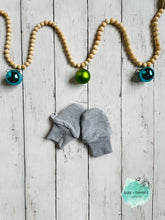 Load image into Gallery viewer, Lined Minky Mittens