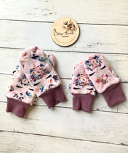Load image into Gallery viewer, Lined Minky Mittens