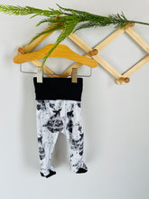 Load image into Gallery viewer, Footed Pants