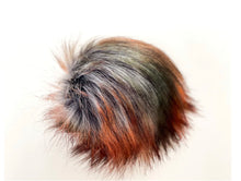 Load image into Gallery viewer, Snap Poms