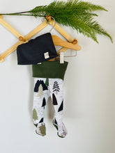 Load image into Gallery viewer, Footed Pants