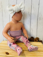 Load image into Gallery viewer, Footed Pants