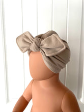 Load image into Gallery viewer, Solano Bow Beanie - Fawn